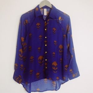 Skull long sleeve blue button down blouse
